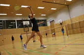 Kindertrainer-und-Helfer-gesucht